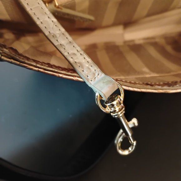 Brahmin Leather Croc Patchwork Shoulder Purse - Picture 7 of 16